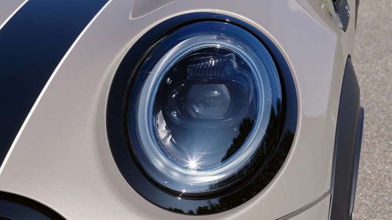 MINI Hatch 3 vrata-led-podesivi farovi