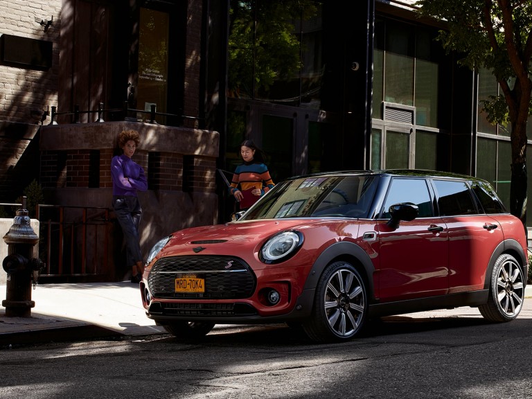 MINI Clubman – piano black – exterior style